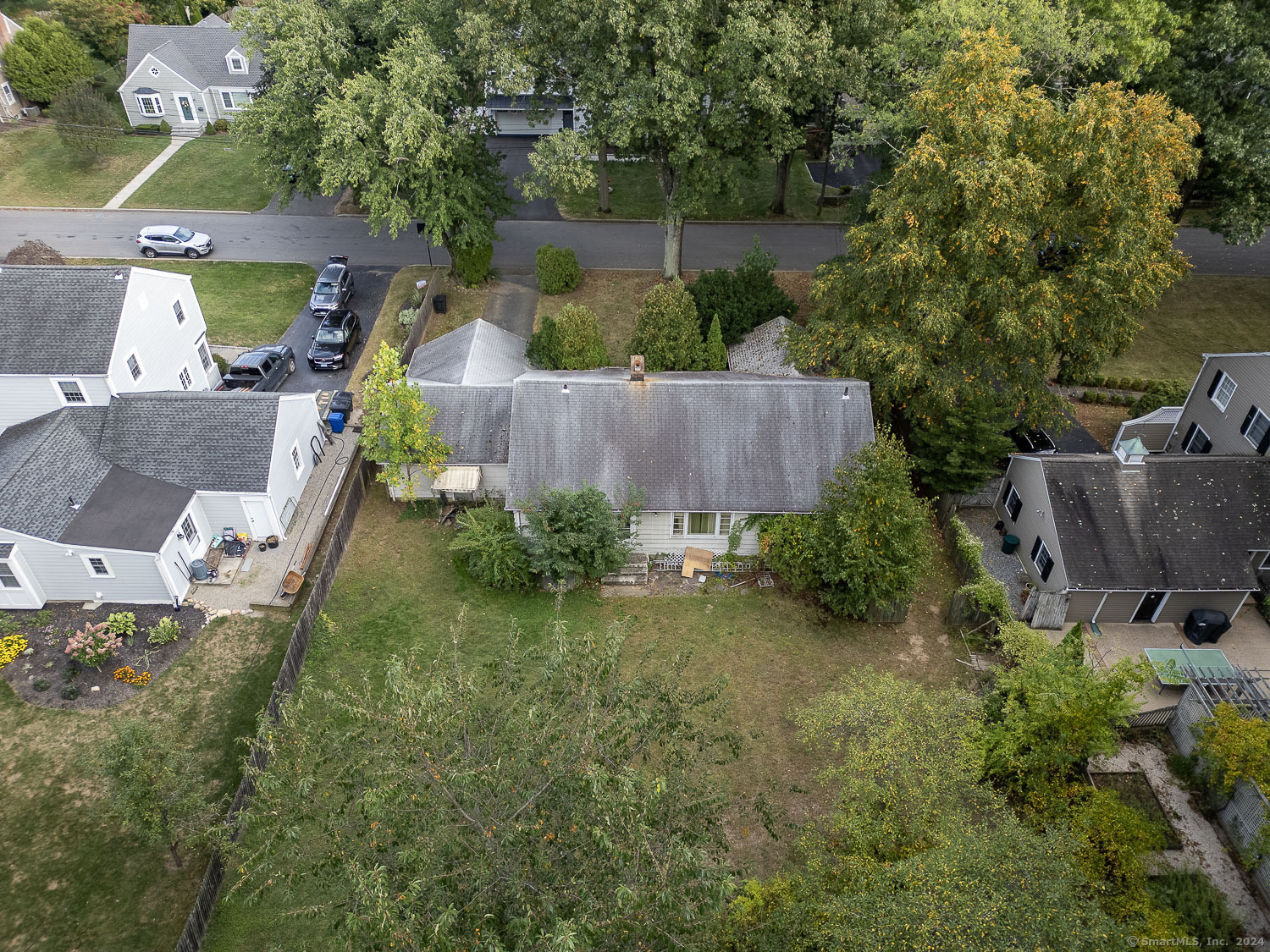 Property Photo:  92 Westwood Road  CT 06825 