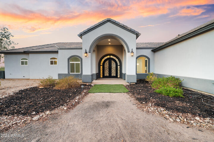 Property Photo:  1550 W Olney Avenue  AZ 85041 