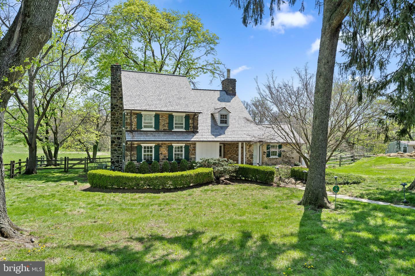 Property Photo:  2346 White Horse Road  PA 19312 