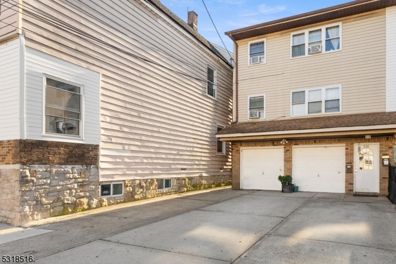 Property Photo:  536 Livingston St  NJ 07206 