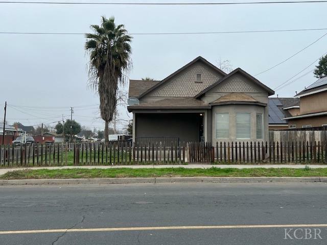 Property Photo:  300 E Ivy Street  CA 93230 