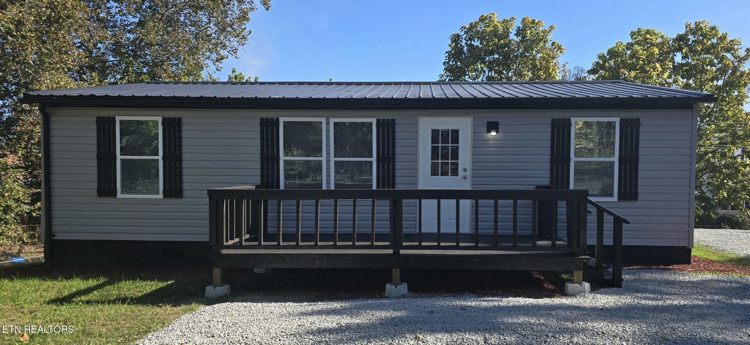 Property Photo:  100 Ellenwood Rd  KY 40965 