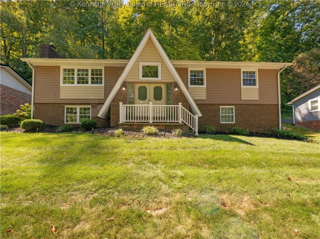 Property Photo:  306 Forest Brook Drive  WV 25177 