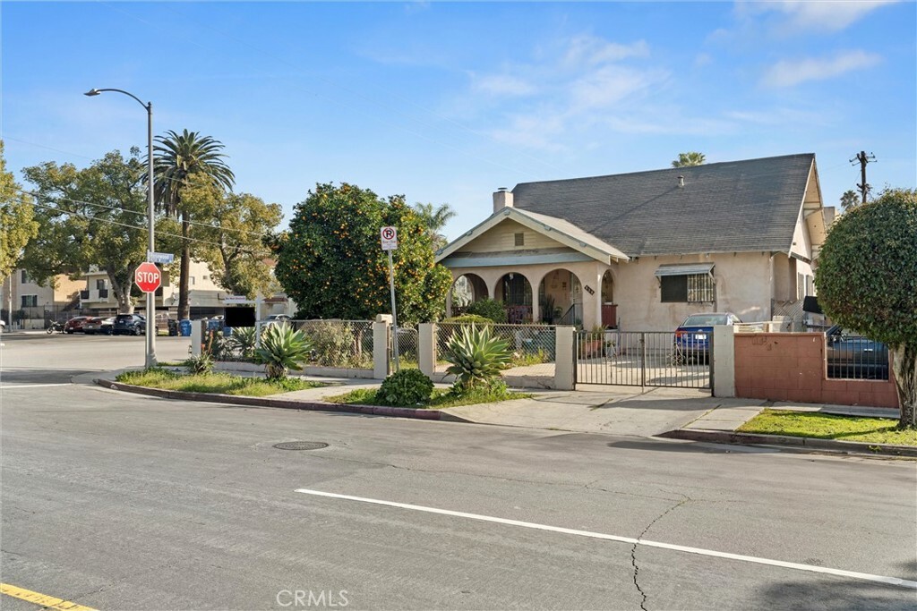 4214 Rosewood Avenue  Los Angeles CA 90004 photo