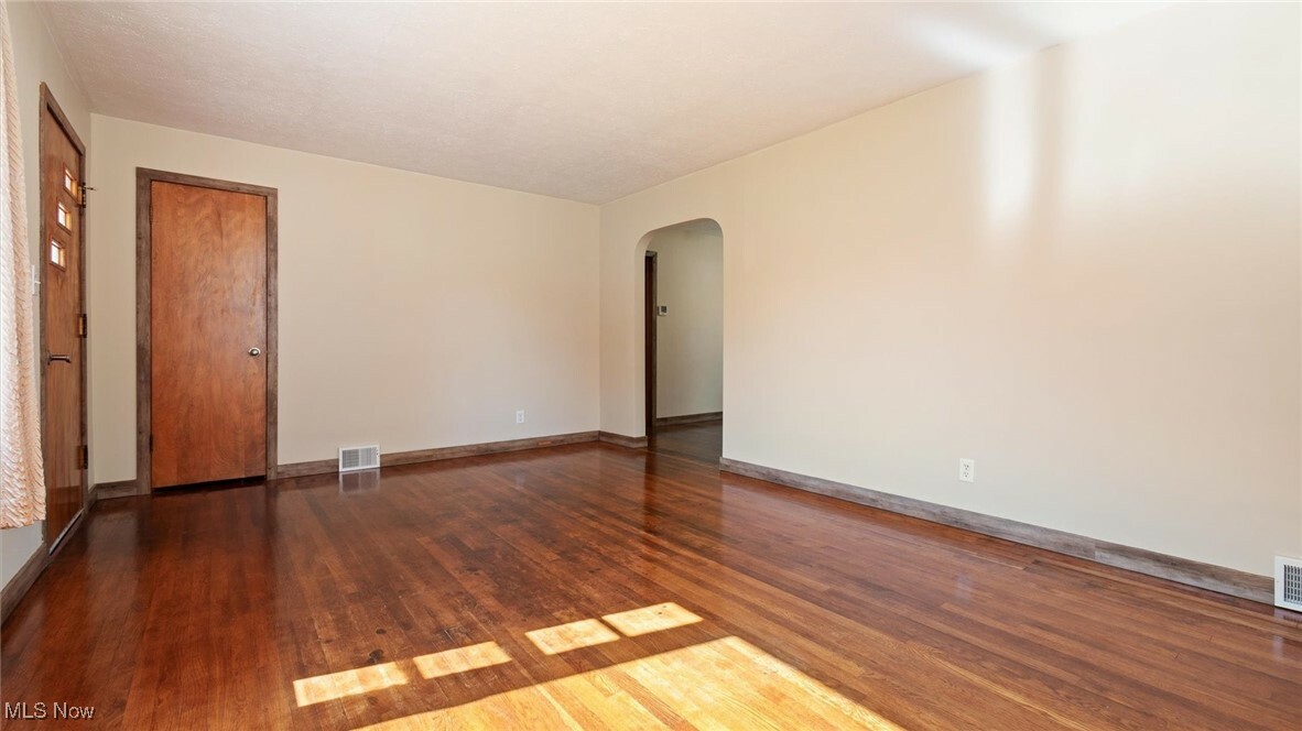 Property Photo:  37 W 7th Street  OH 43821 