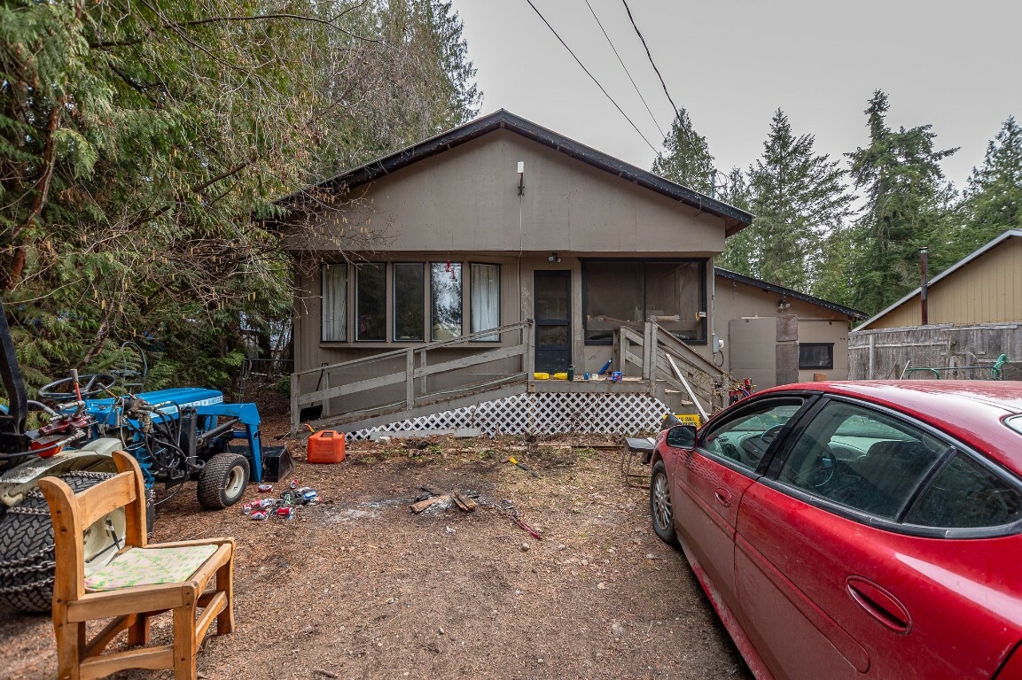 Property Photo:  31 Rosoman Road  BC V0E 1V0 