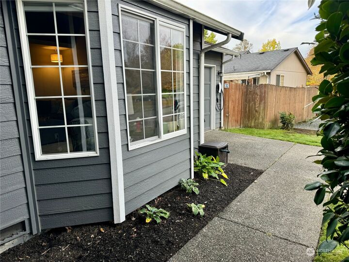 Property Photo:  302  Marcella Lane  WA 98284 