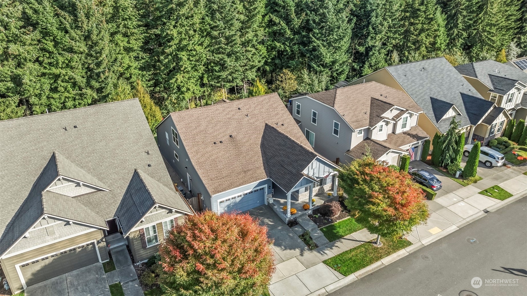 Property Photo:  13901 197th Avenue E  WA 98391 