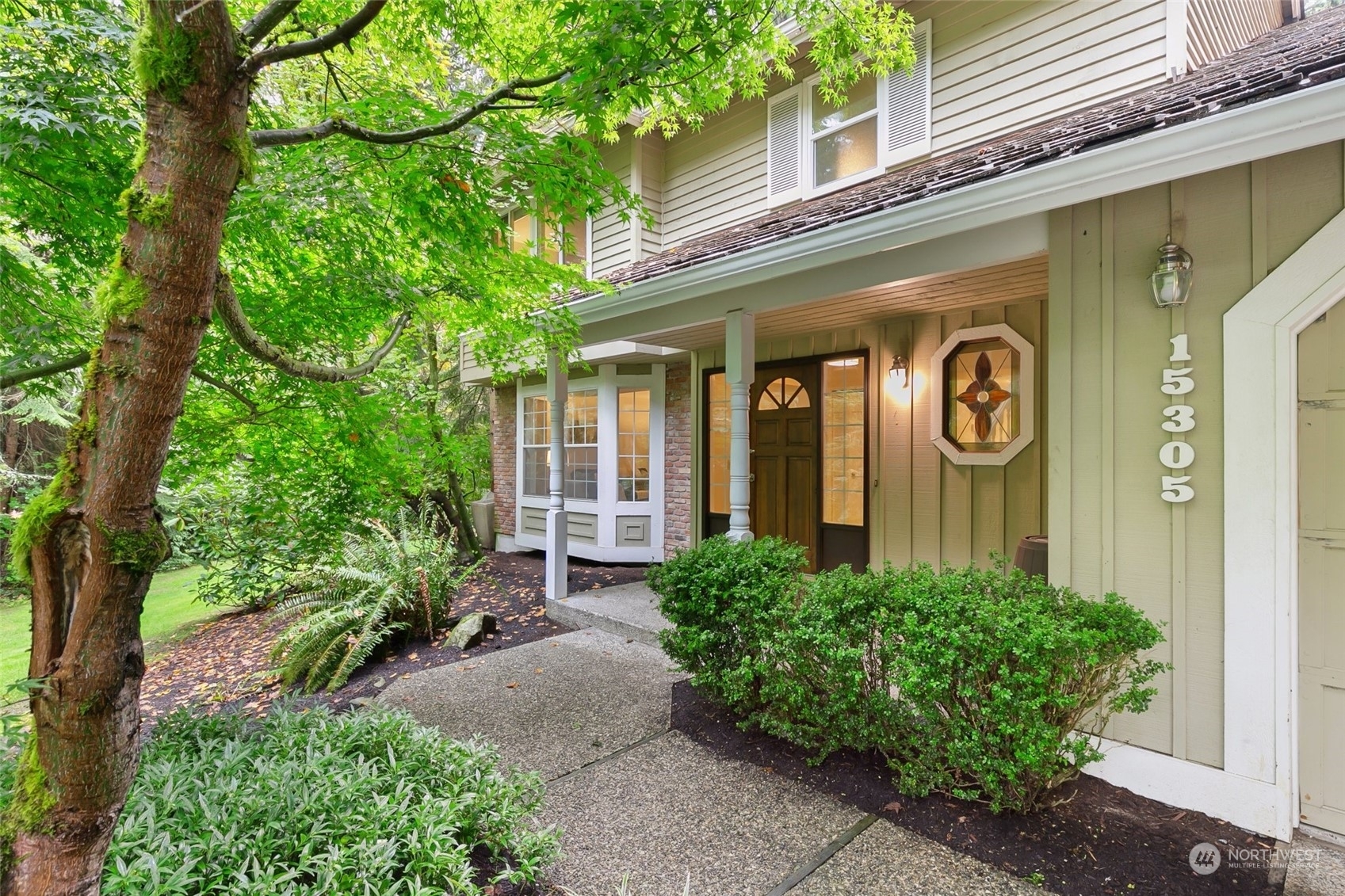 Property Photo: 15305 182nd Place NE WA 98072