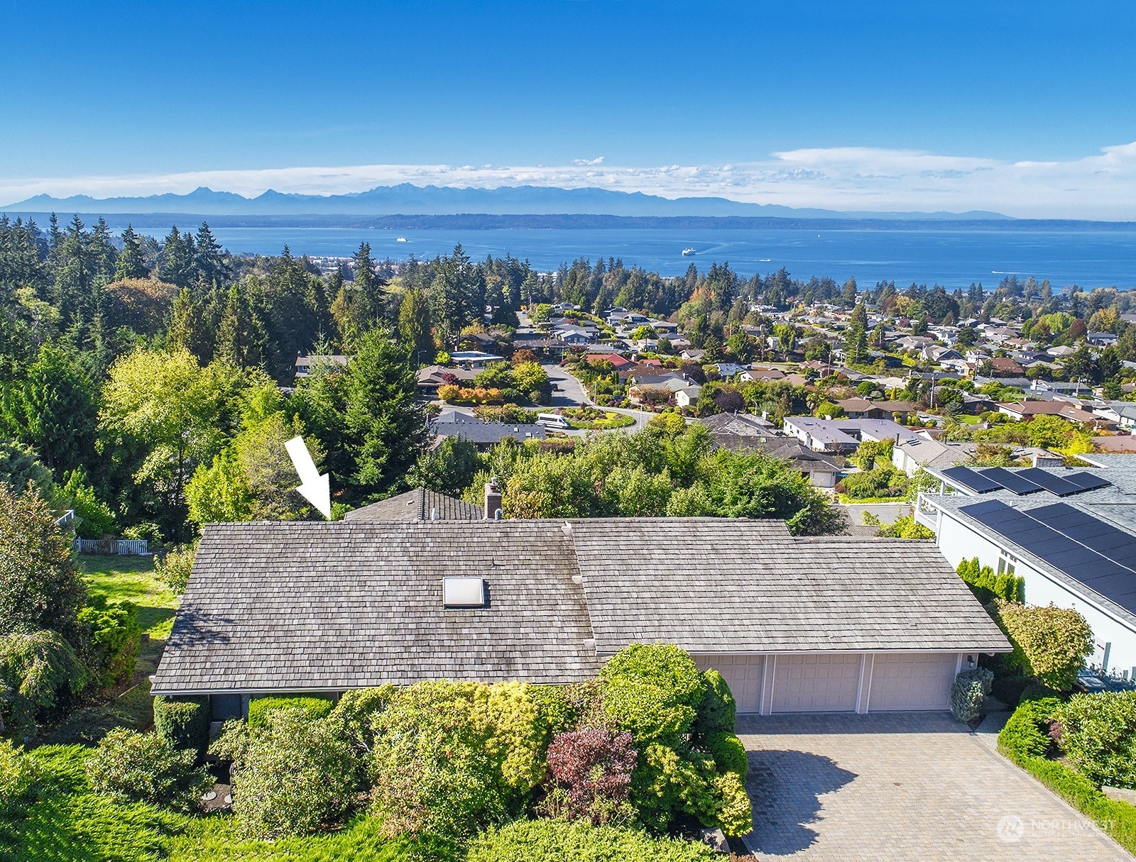 127 Skyline Drive  Edmonds WA 98020 photo