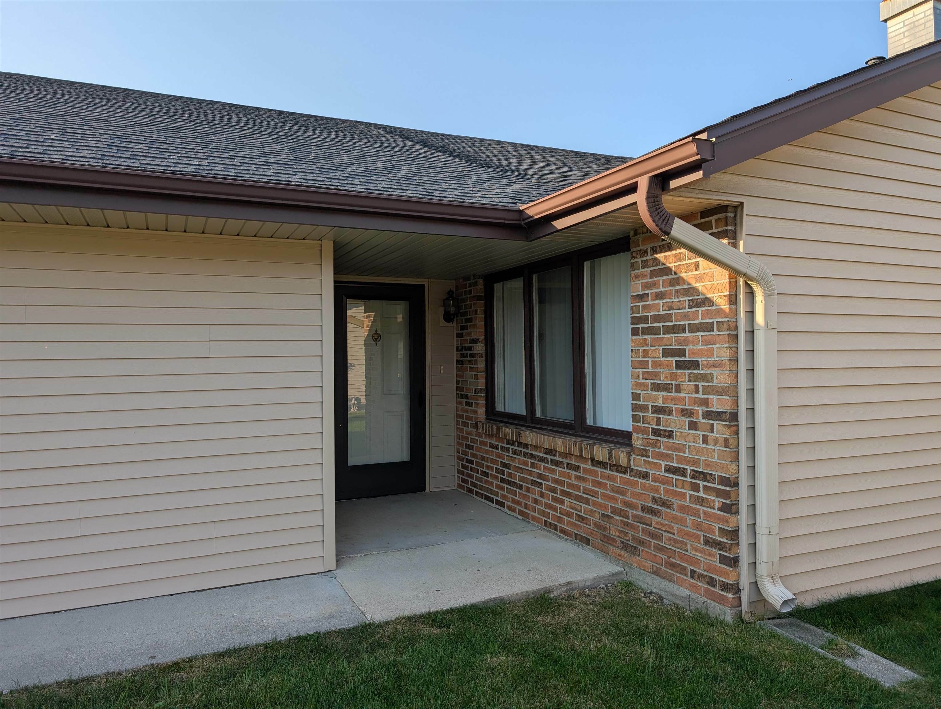 Property Photo:  7487 Colosseum, Unit #3 Drive  IL 61107 