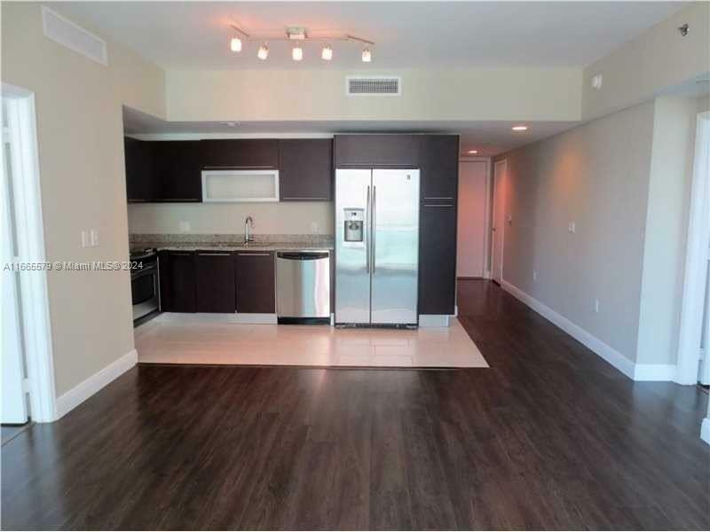 Property Photo:  950 Brickell Bay 1606  FL 33131 