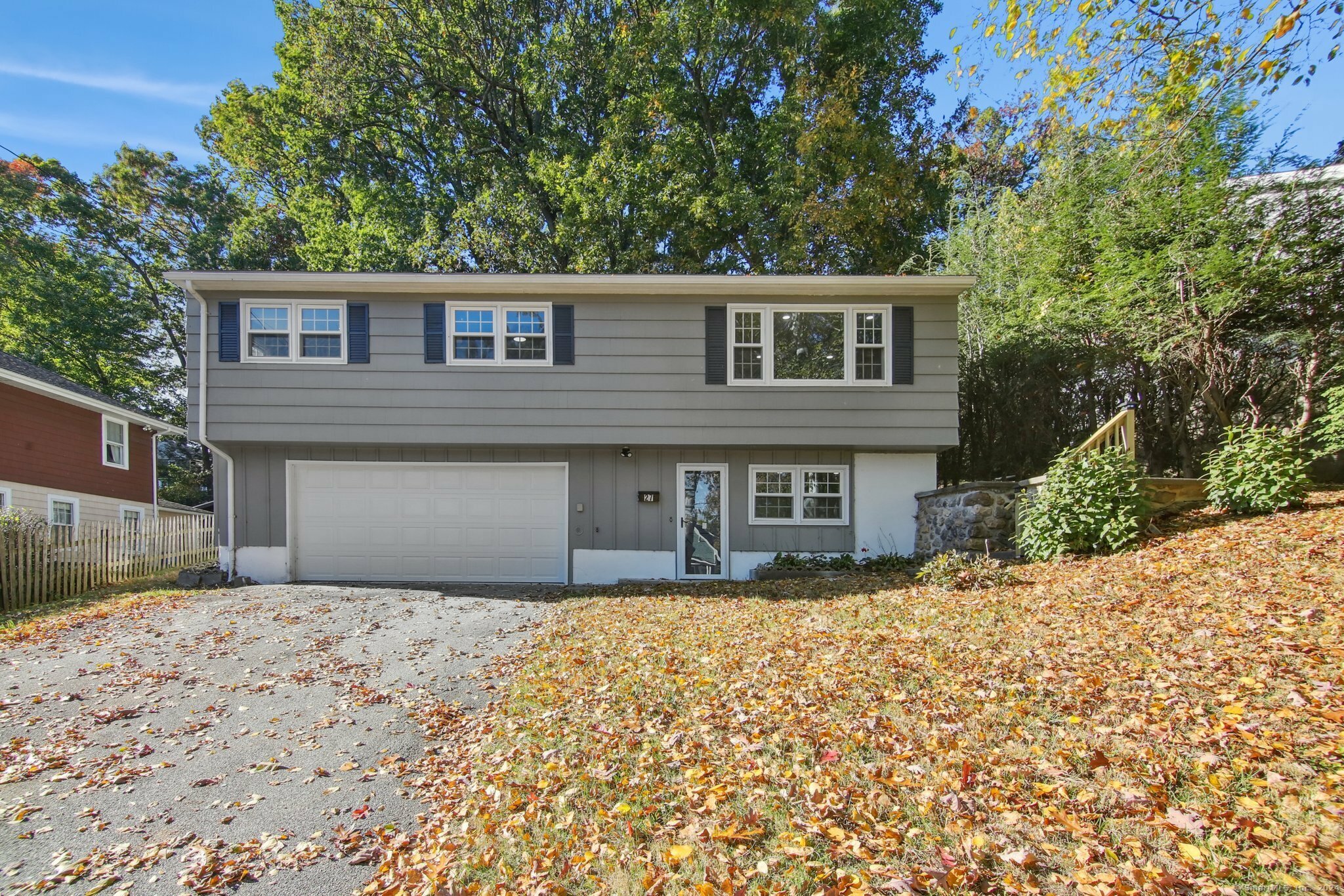 Property Photo: 27 Oakwood Avenue CT 06708