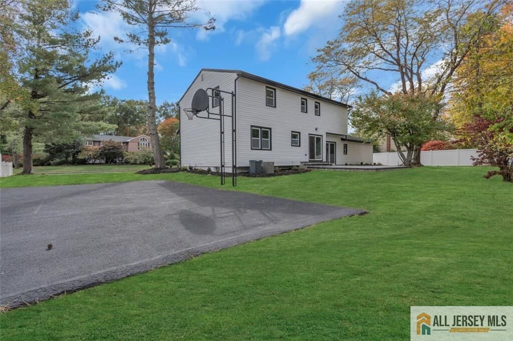 Property Photo:  11 Margie Road  NJ 08816 