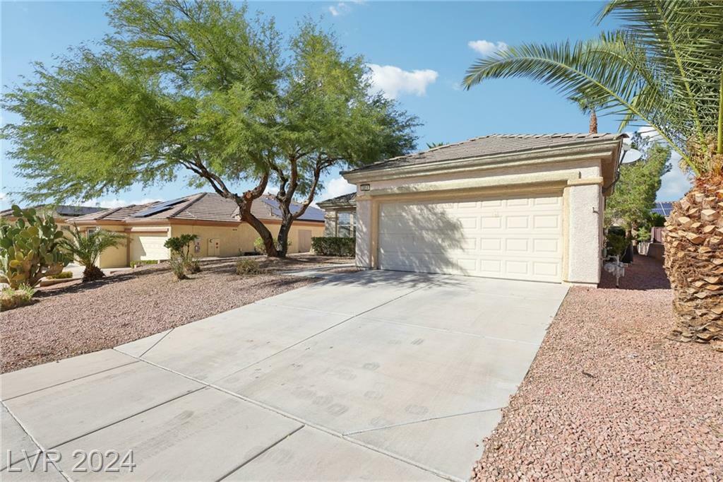 Property Photo:  2814 Somerset Springs Drive  NV 89052 