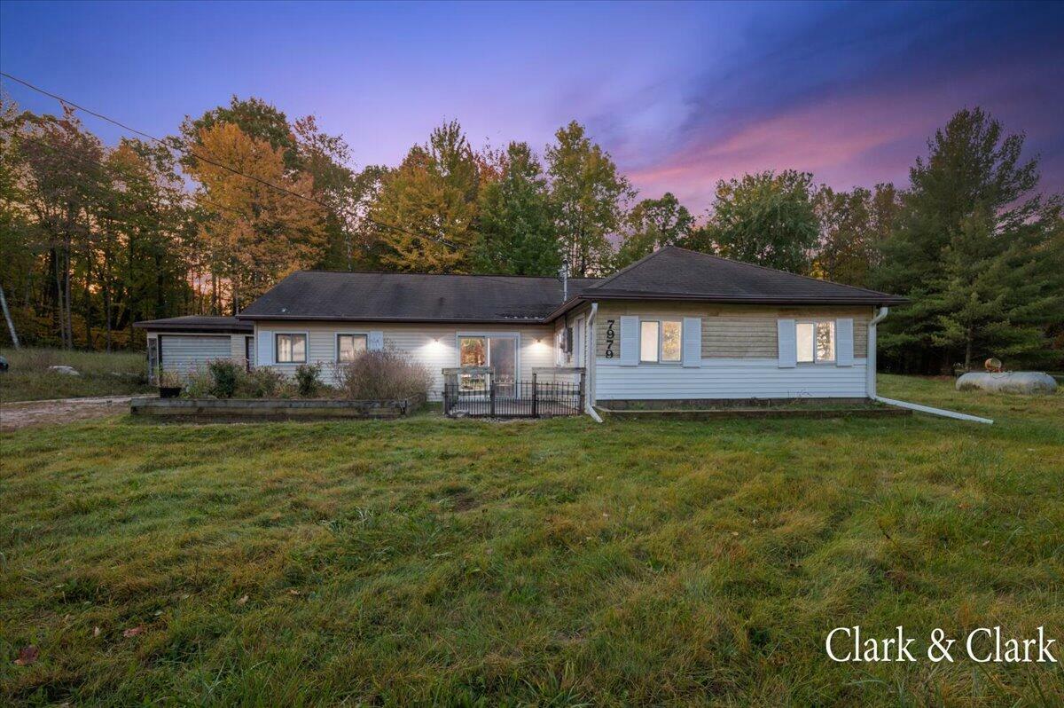 Property Photo:  7979 Ojibwa Drive  MI 48893 