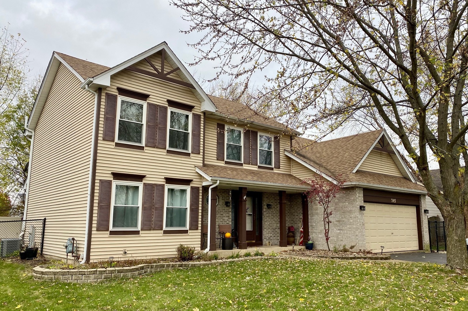 Property Photo:  745 Churchill Lane  IL 60543 