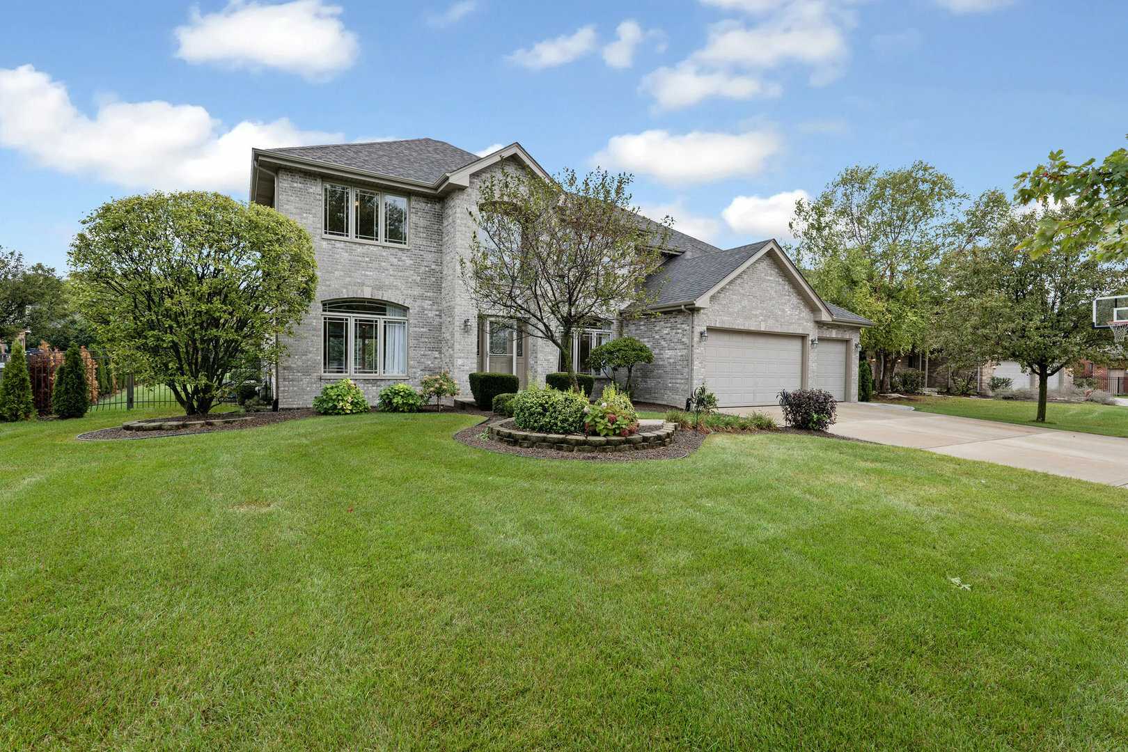 Property Photo:  1670 London Road  IL 60451 