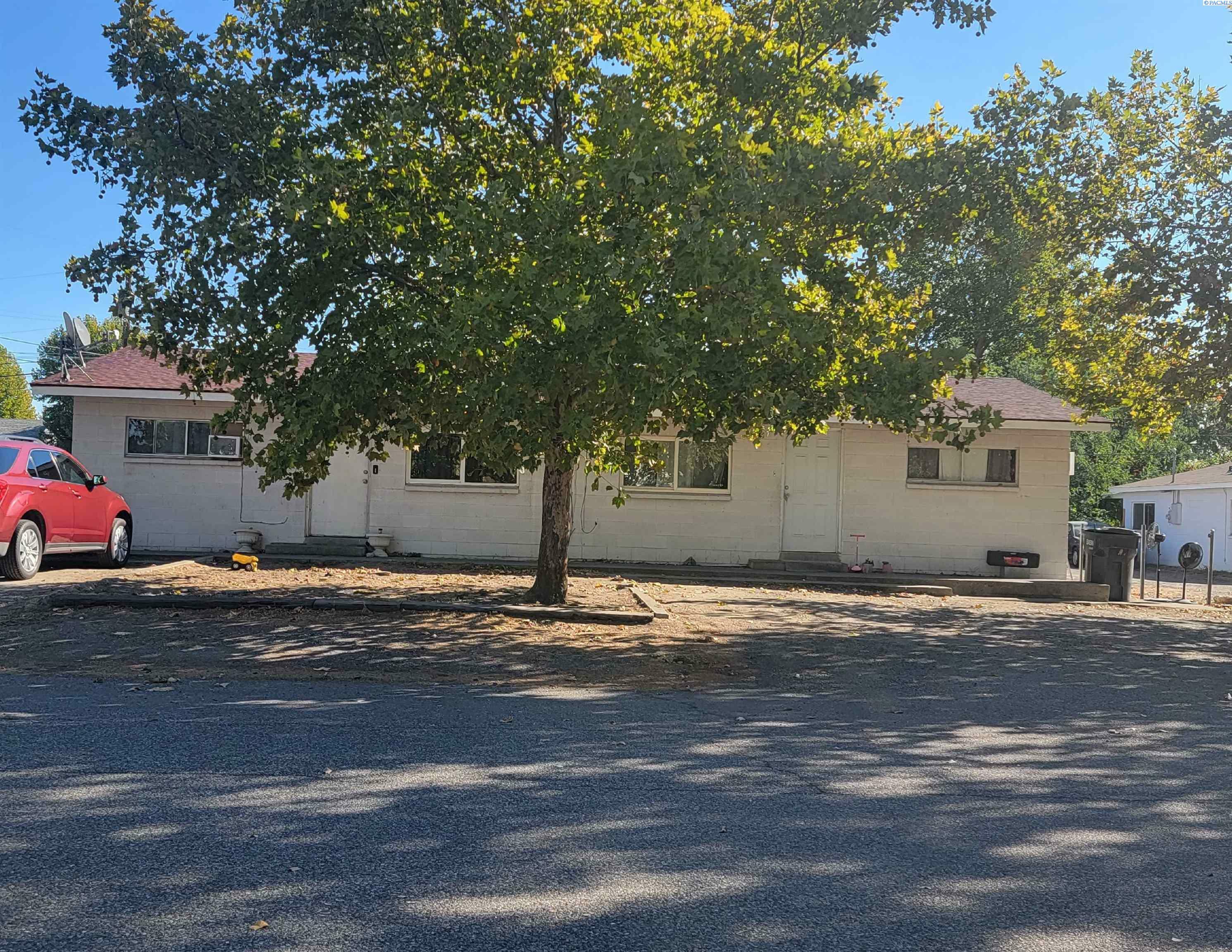 Property Photo:  2019 Road 33  WA 99301 