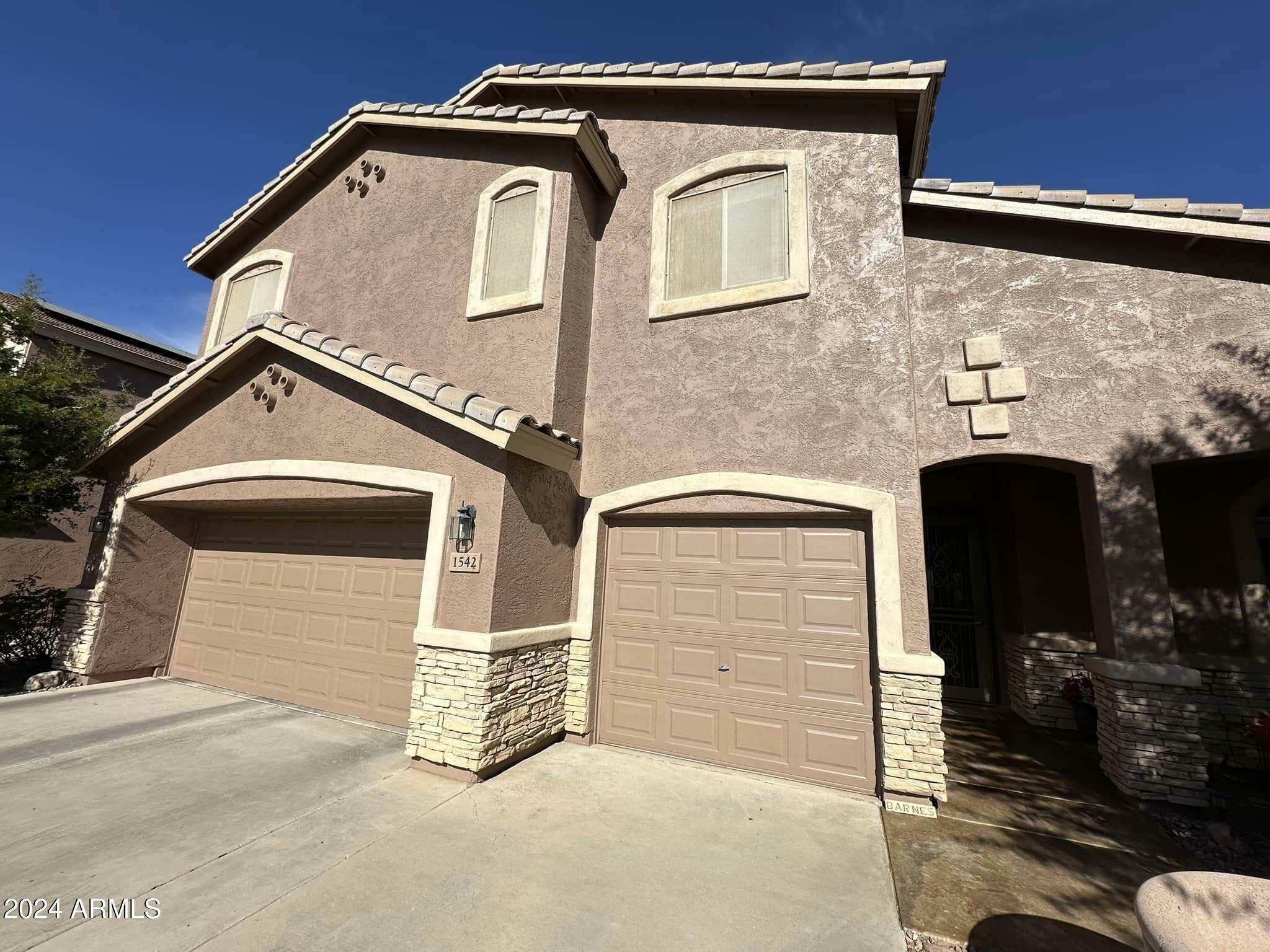 Property Photo:  1542 E Chaparral Place  AZ 85122 