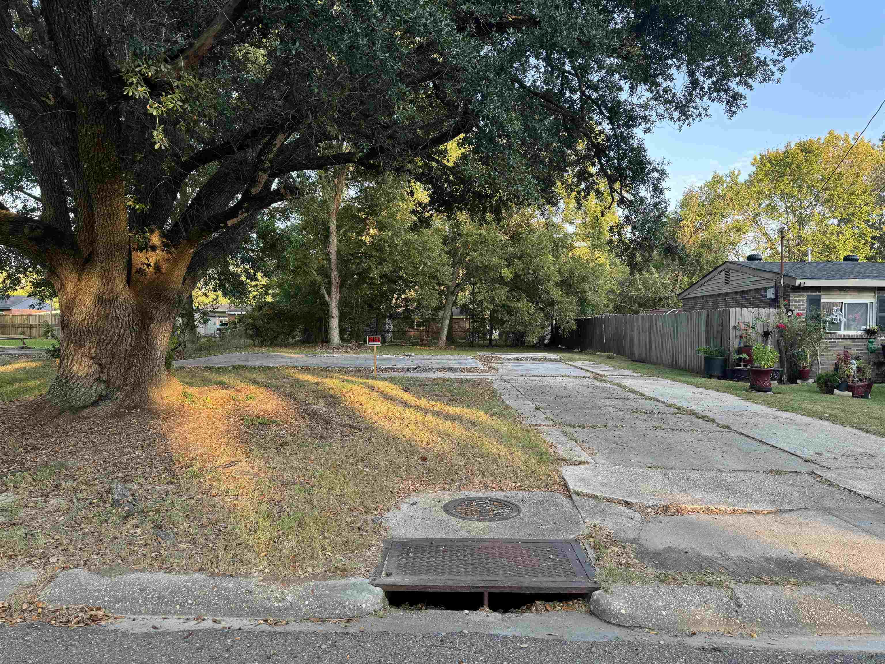 Property Photo:  12152 Leonidas St  LA 70807 