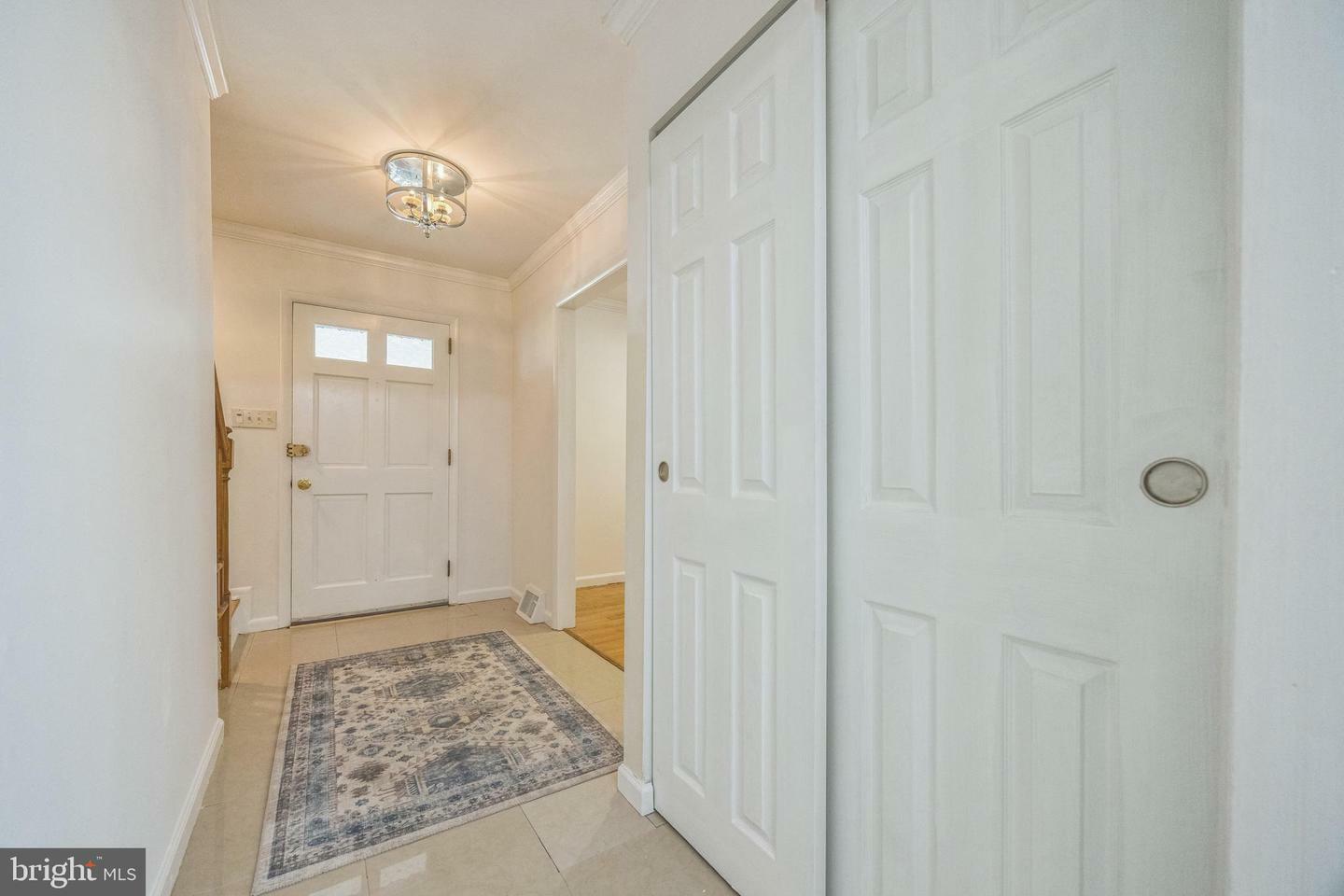 Property Photo:  110 Lynbrooke Road  PA 19064 