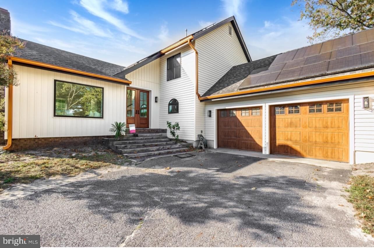 Property Photo:  6 Mill Run Drive  NJ 08037