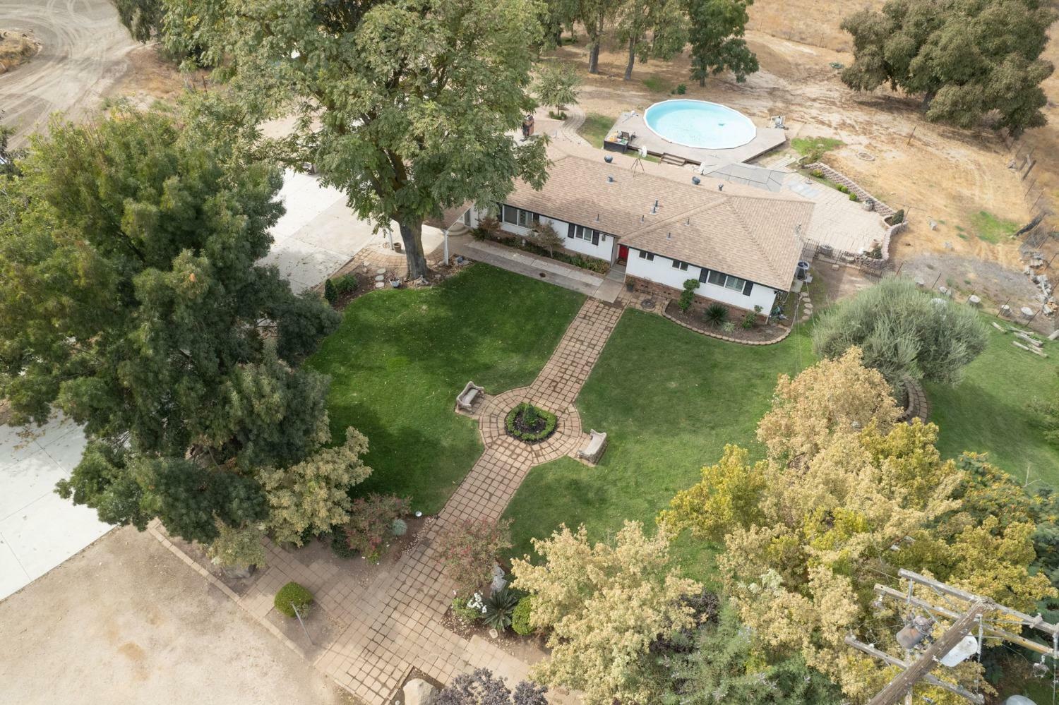 Property Photo:  9856 Road 33 1/2  CA 93636 