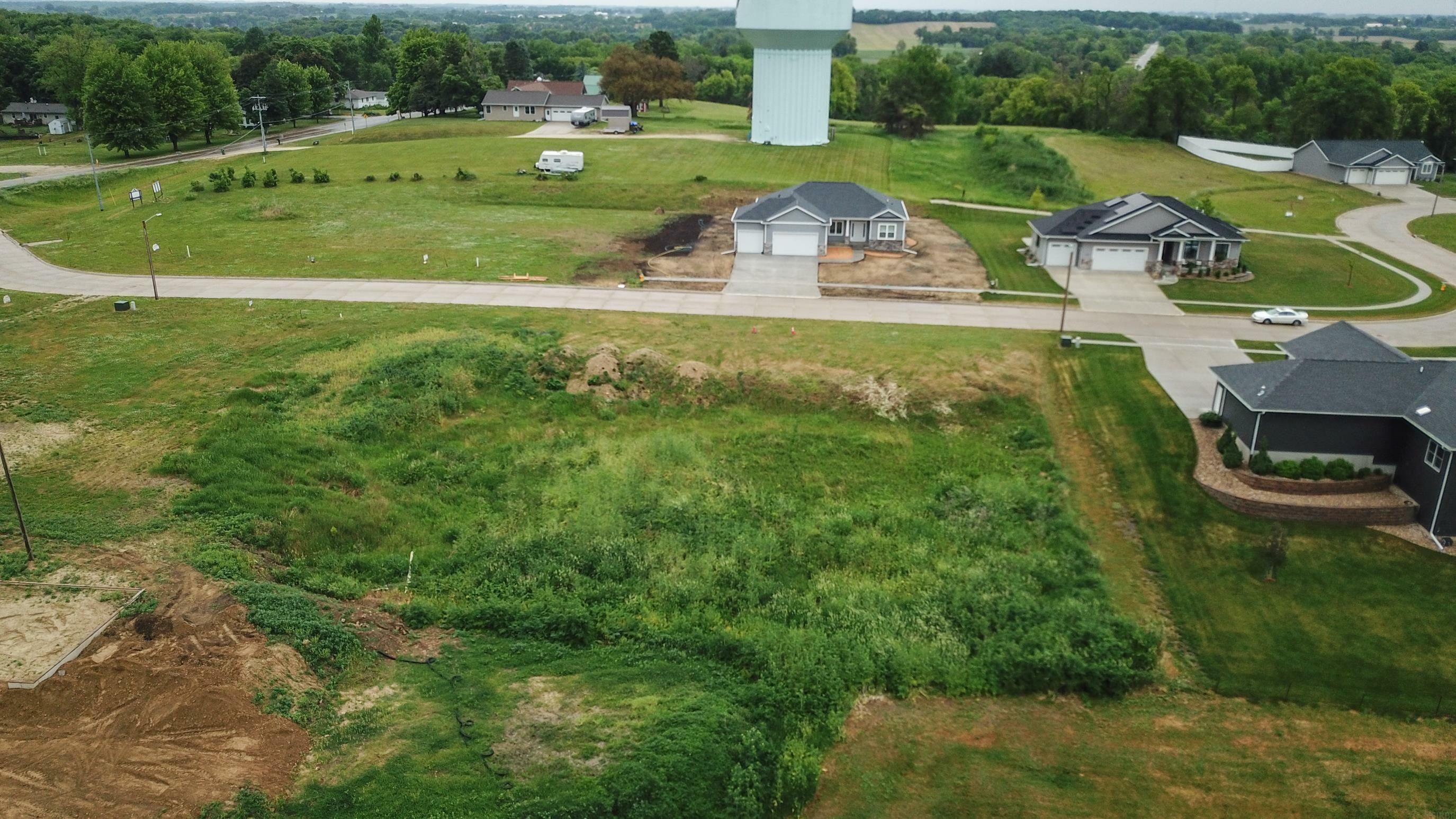 Property Photo:  1058 NE 2nd Avenue  IA 50677 