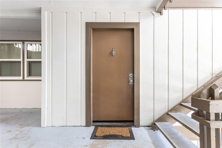 Property Photo: 6519 W Newberry Road 805 FL 32605