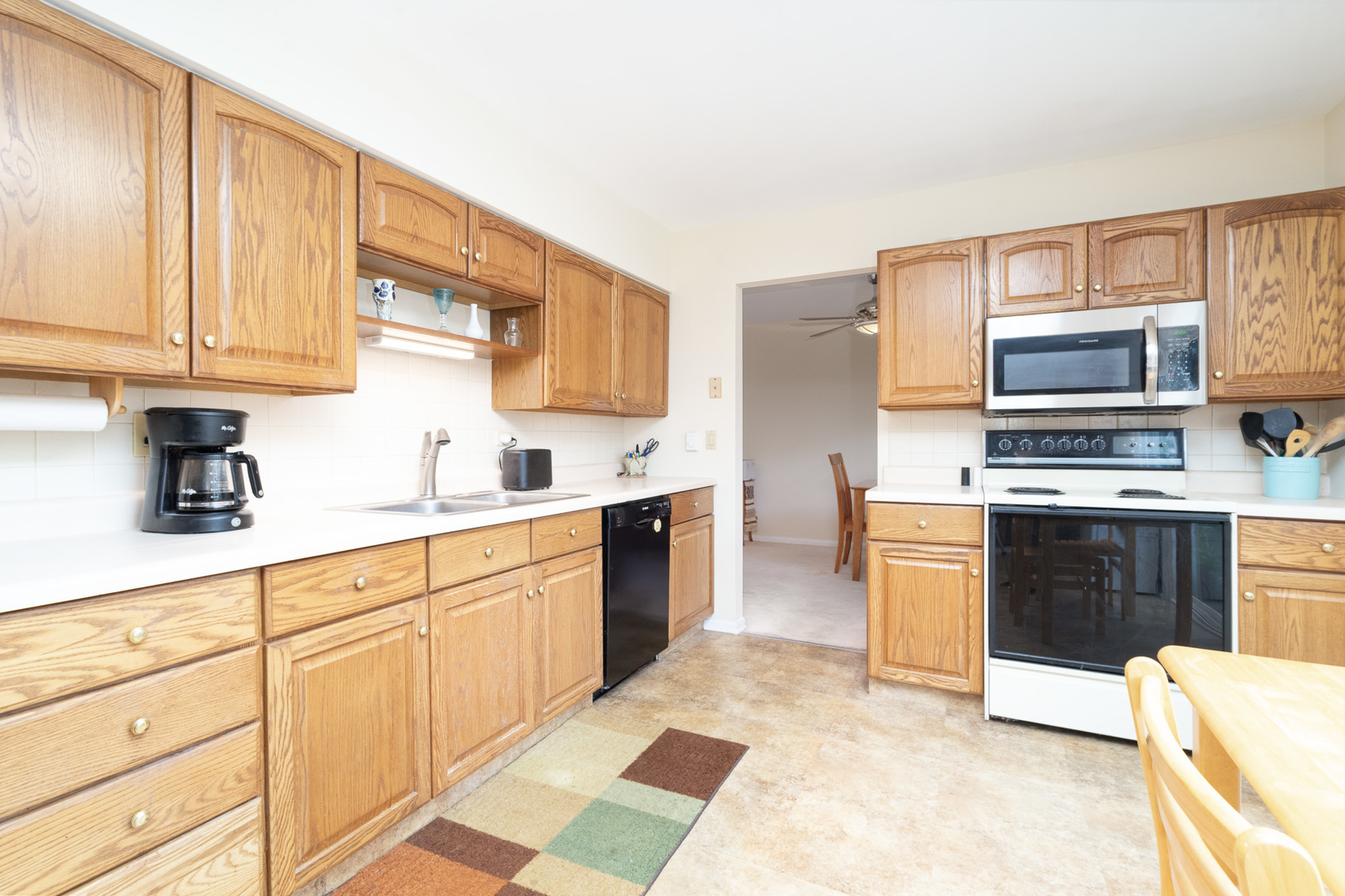 Property Photo:  5841 Lenox Road  IL 60532 