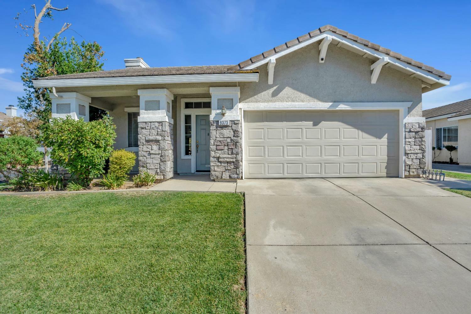 9373 Lakepoint Drive  Elk Grove CA 95758 photo