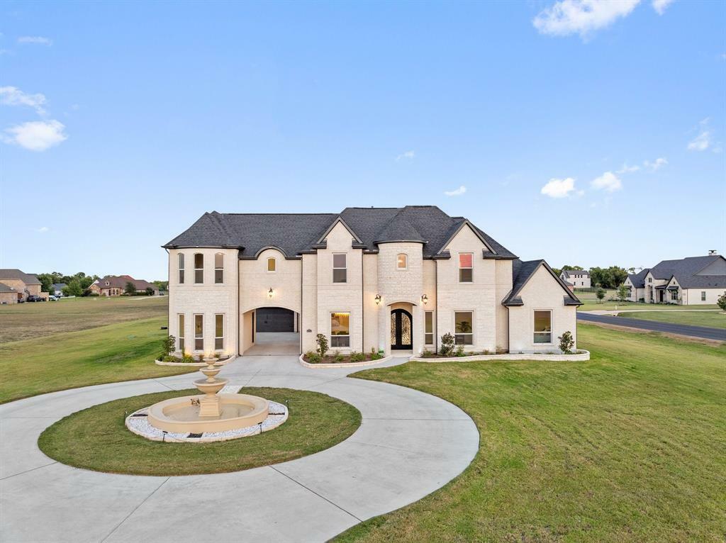 Property Photo:  6924 Deerwood Trail  TX 75071 