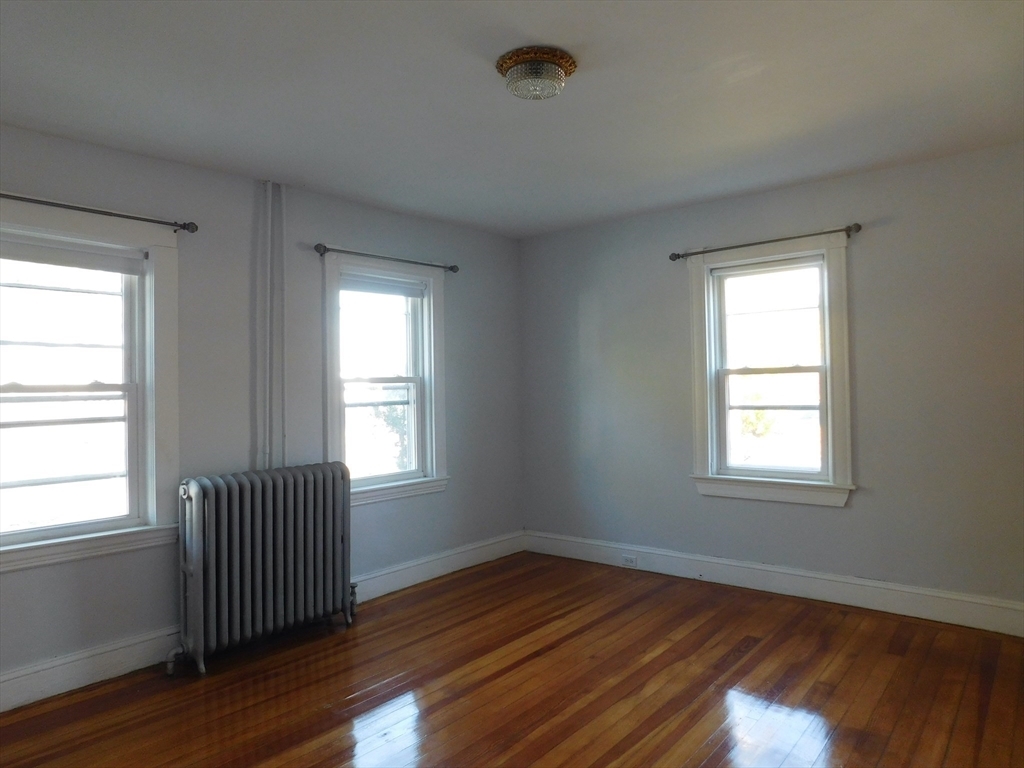 Property Photo:  21 Waterloo St 1  MA 02136 