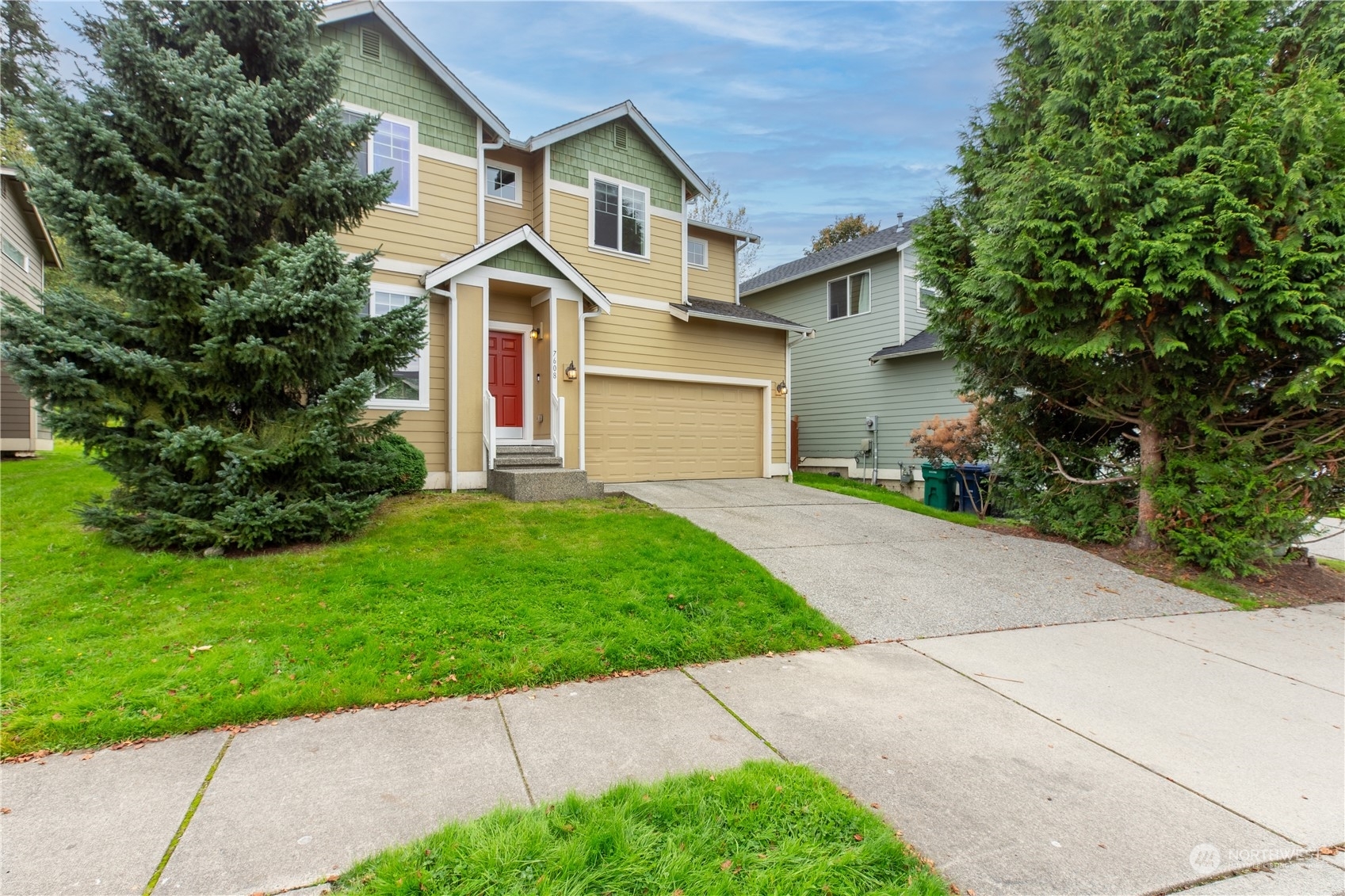 Property Photo: 7608 88th Place NE WA 98270