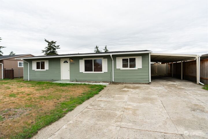 Property Photo:  4830  Diamond Boulevard SW  WA 98499 