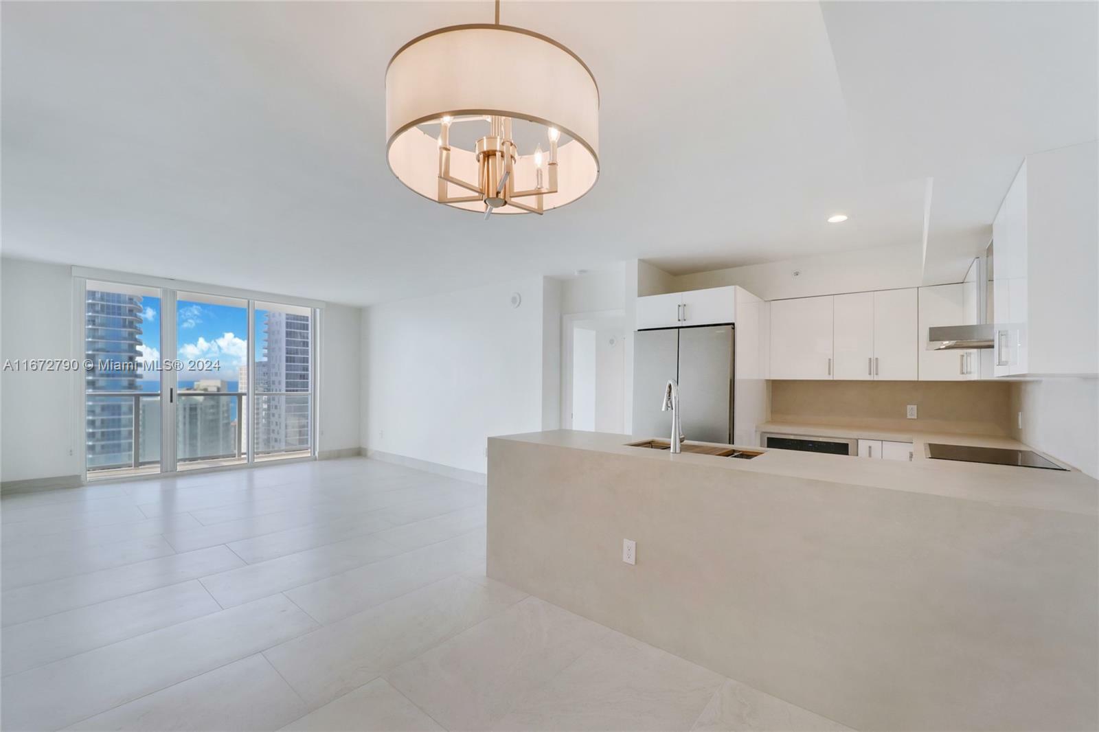 Property Photo:  1155 Brickell Bay Dr 3409  FL 33131 