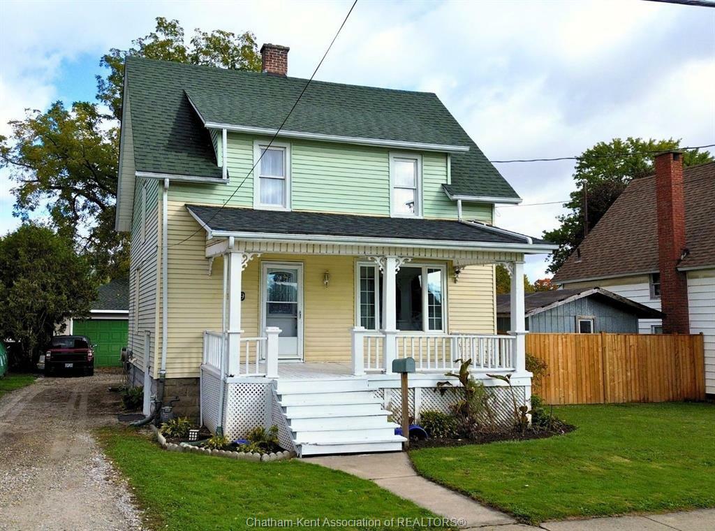 Property Photo:  609 Wallace Street  ON N8A 1K9 