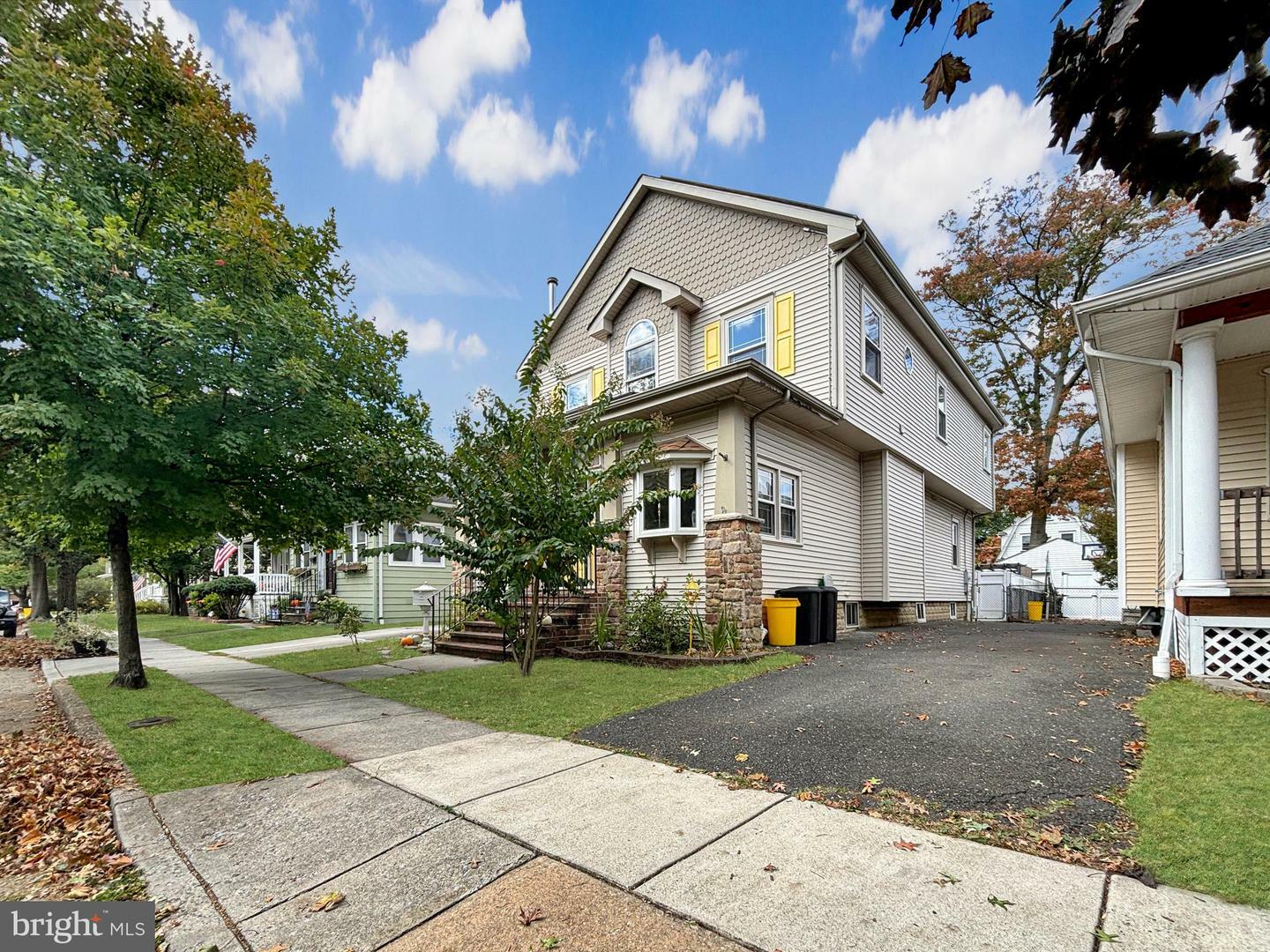 Property Photo:  149 Carlisle Road  NJ 08106 