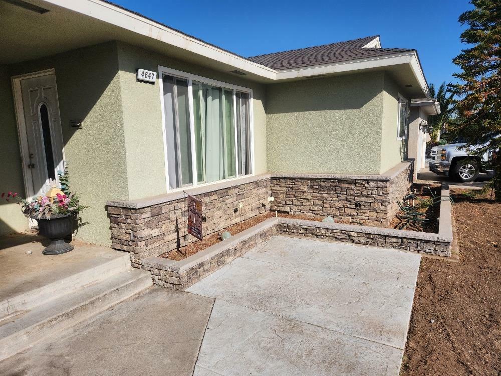 Property Photo:  4647 N 2nd Street  CA 93726 