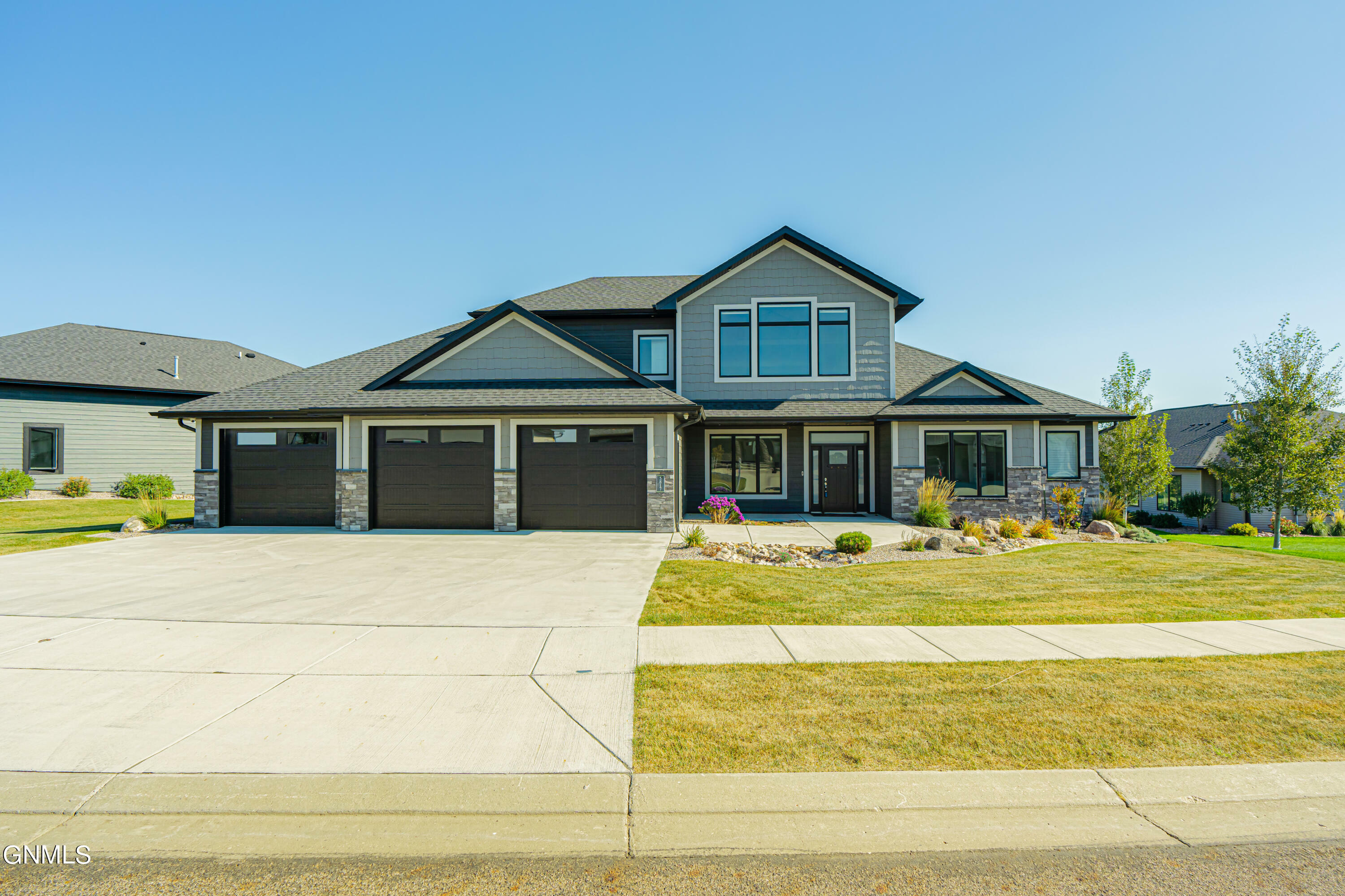 Property Photo:  5817 Crested Butte Road  ND 58503 