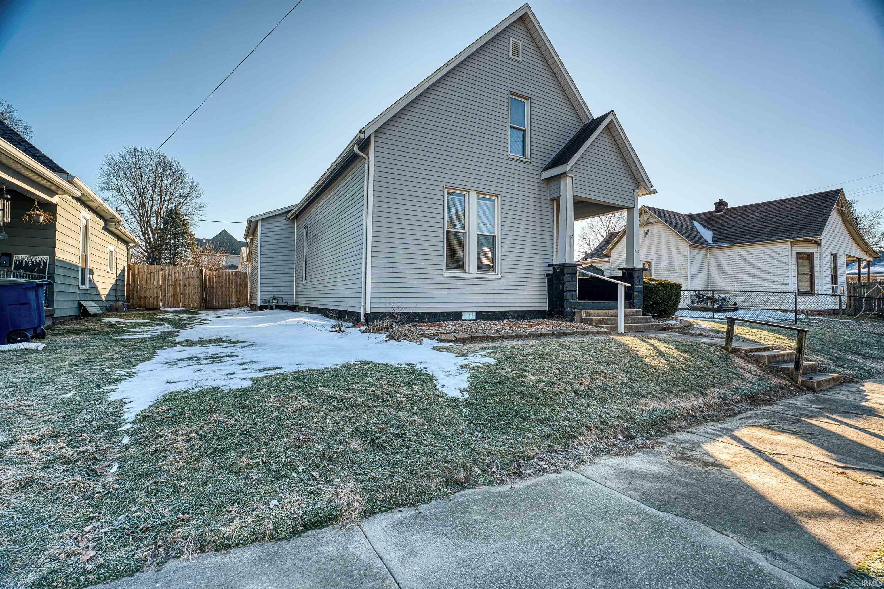 Property Photo:  610 N Hart Street  IN 47670 