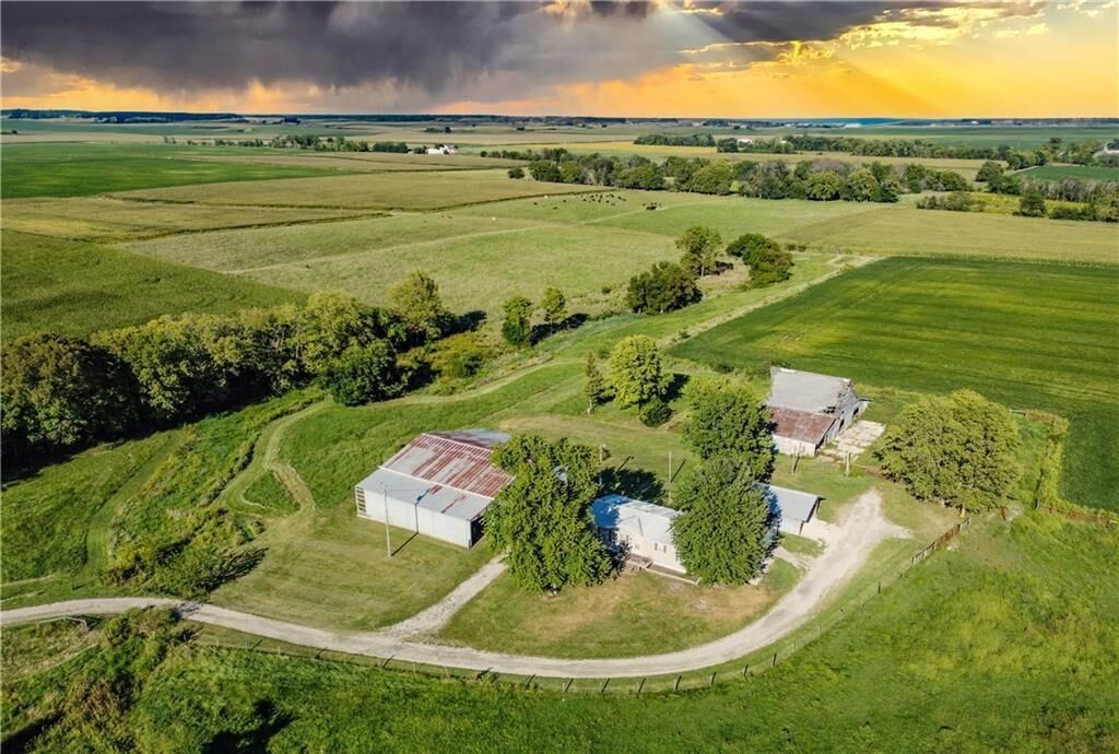 Property Photo:  1498 N 3500 East Road  IL 61928 