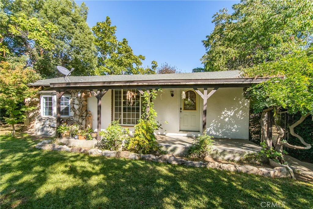 Property Photo:  10912 Winesap Avenue  CA 92223 