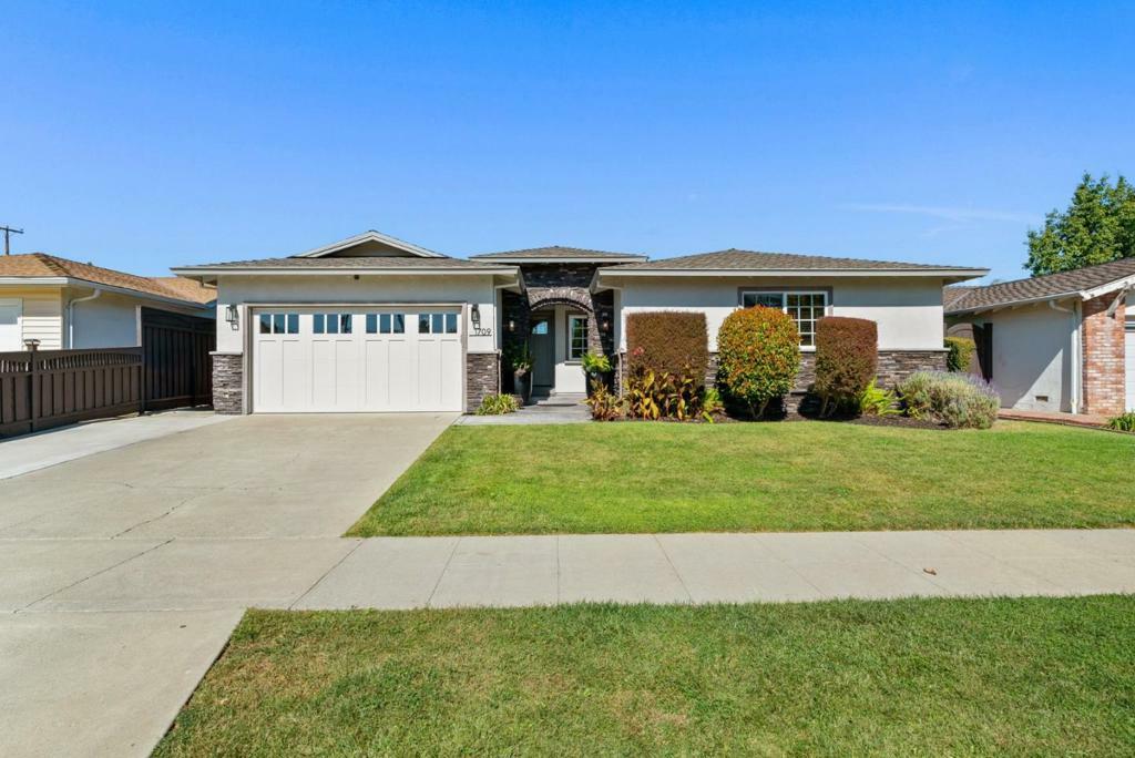 Property Photo:  1709 Gladstone Avenue  CA 95124 