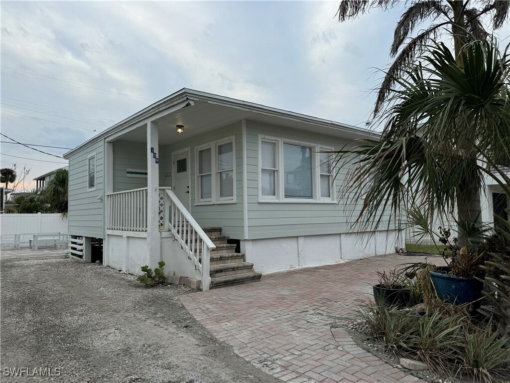 Property Photo:  159 Pearl Street  FL 33931 