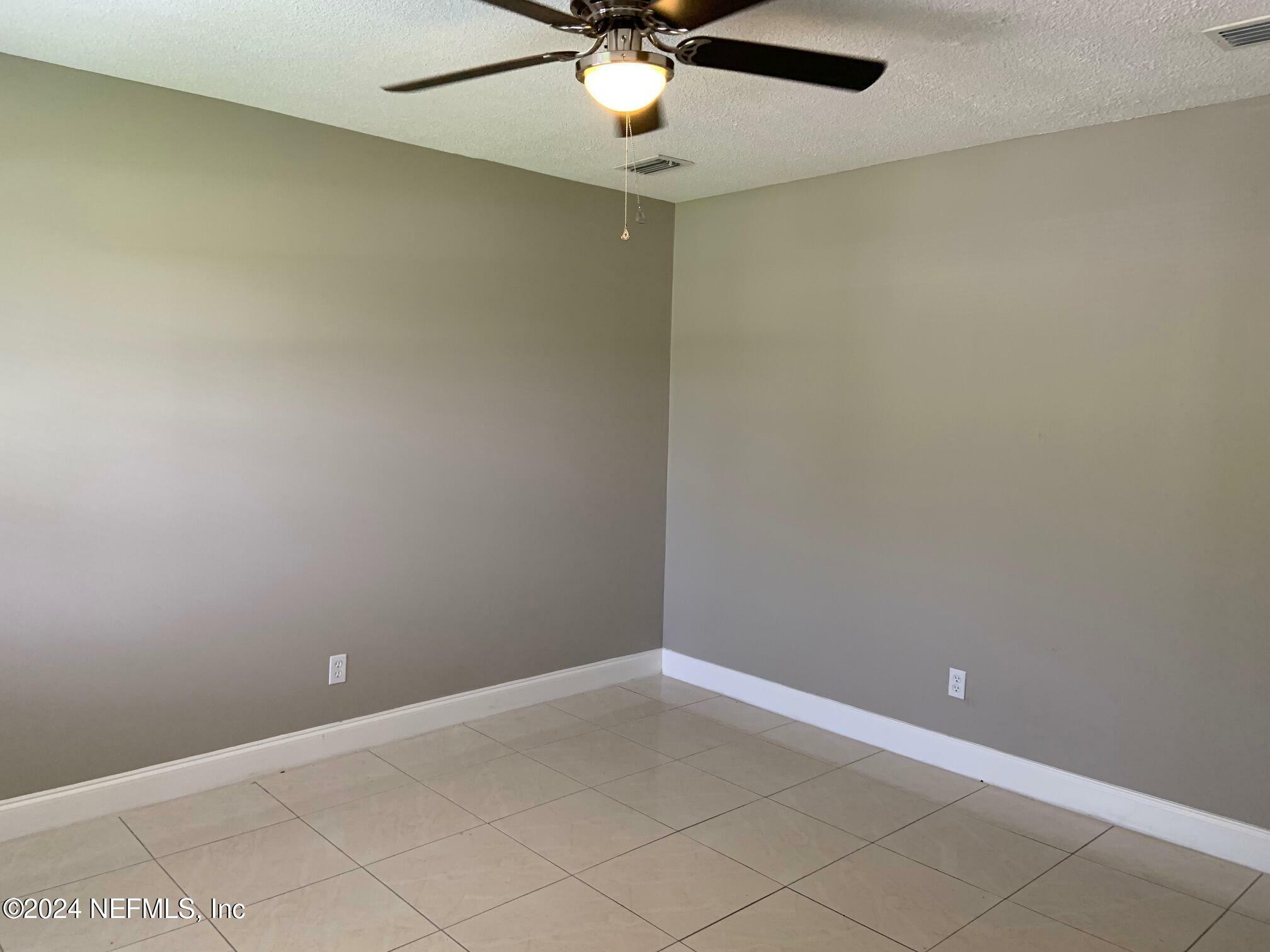 Property Photo:  7401 Jade Drive N  FL 32210 