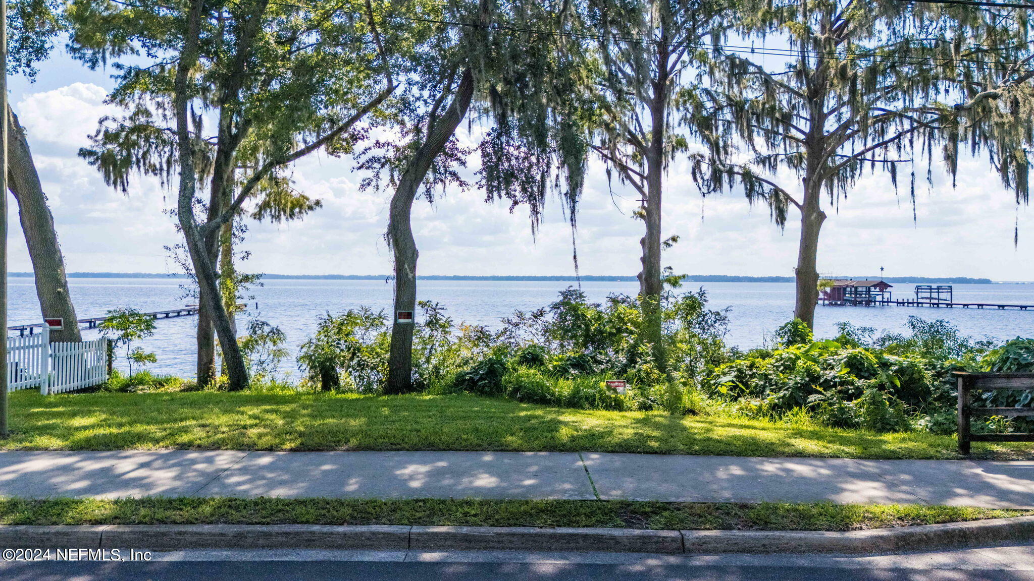 Property Photo:  630 River Road  FL 32073 