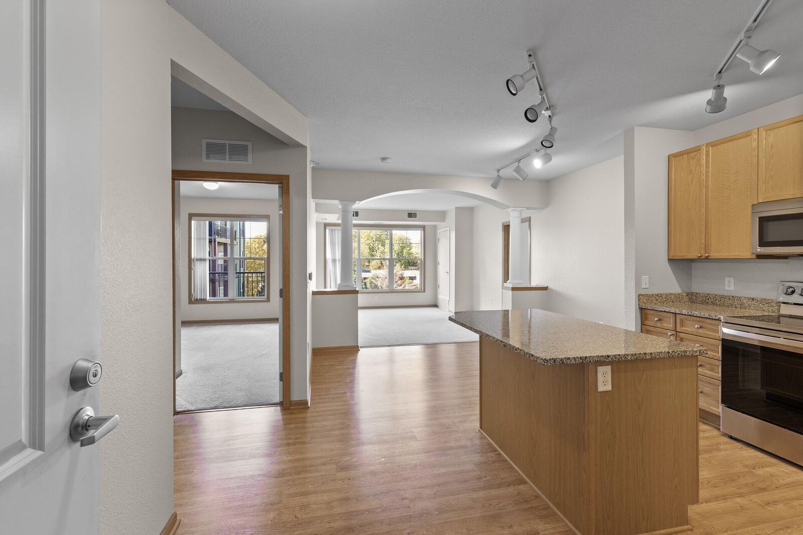 Property Photo:  1800 Graham Avenue 330  MN 55116 