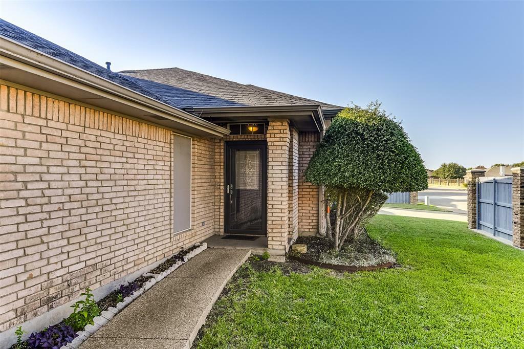 Property Photo:  727 Azalea Trail  TX 75165 